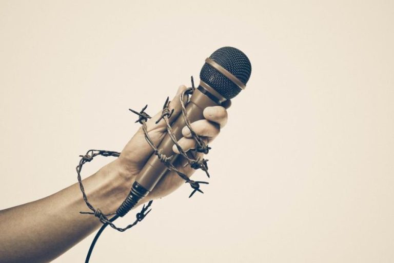 Η ΕΕ πρέπει να υπερασπιστεί τους δημοσιογράφους παγκοσμίως από δολοφονίες και φυλακίσεις